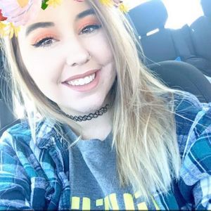 Meet your Posher, Haley